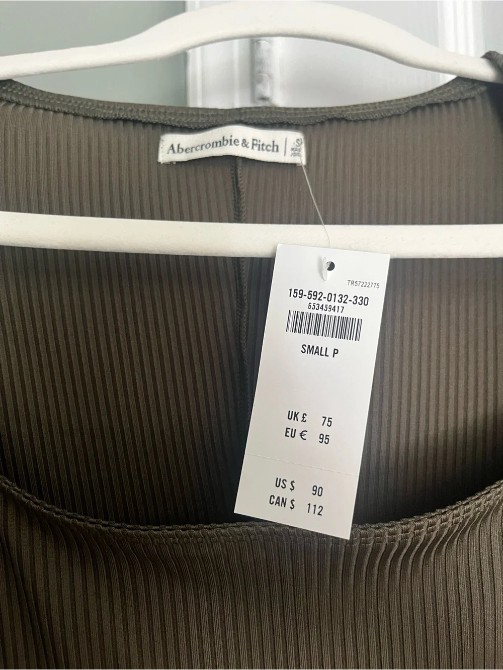 Abercrombie & Fitch offers welcome